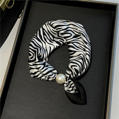 Junazilo® Effortless Glamour: Pop-On Pearl Necklace Scarf 🧣 upsell