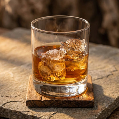 Junazilo® 🐮Mini Highland Cow Ice Cube & Dessert Mold🧊Cute 3D Ice for Drinks, Parties & Gifts